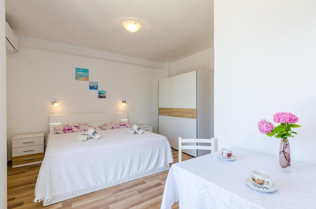 Apartments Cypress Sea Cove Слано Экстерьер фото